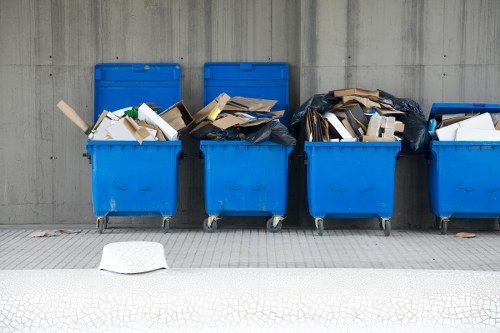 Commercial skip rentals in Lee