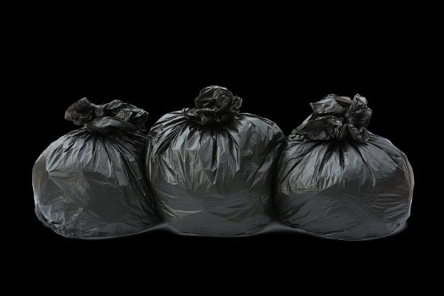 Residents participating in household recycling in Lee